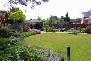 Photo 4- click for photo gallery